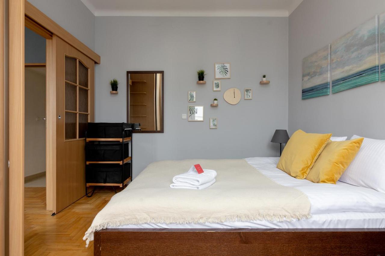 Grojecka Stara Ochota Apartment Варшава Екстер'єр фото