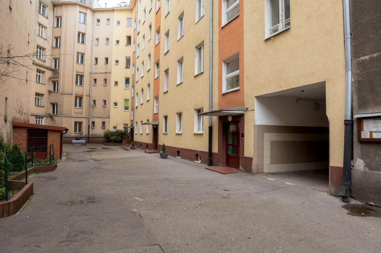 Grojecka Stara Ochota Apartment Варшава Екстер'єр фото